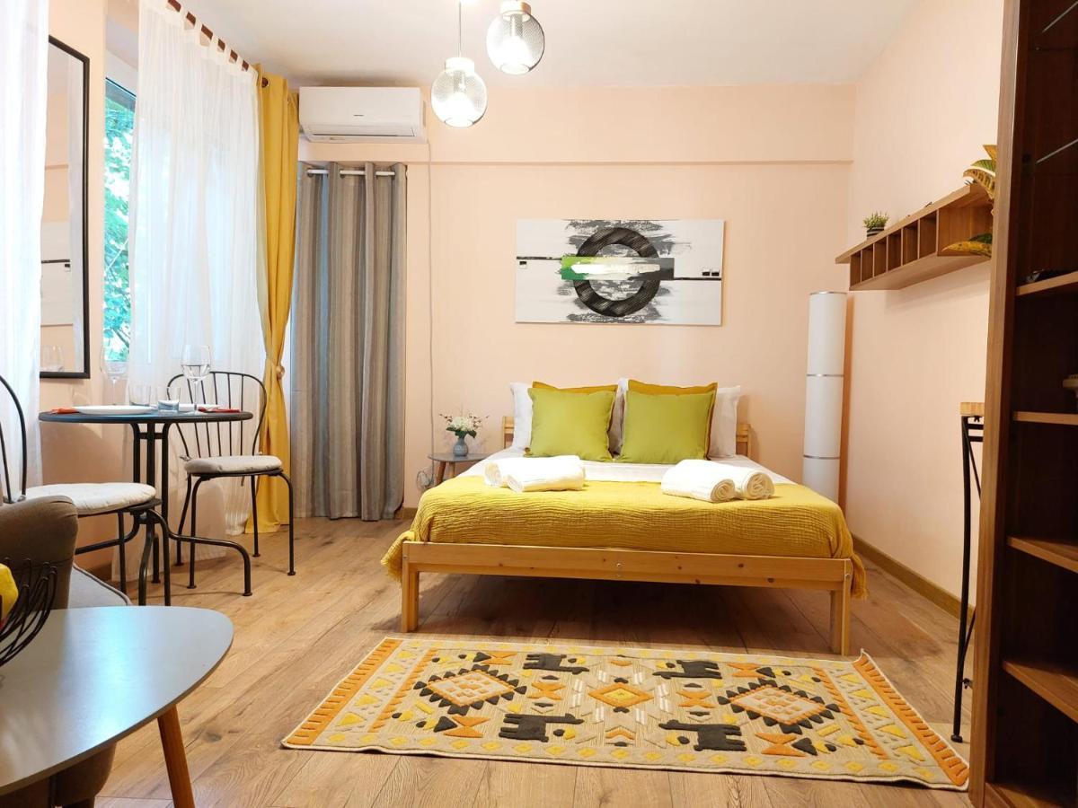 Laroka House Cosy Studio Universitate Бухарест Экстерьер фото